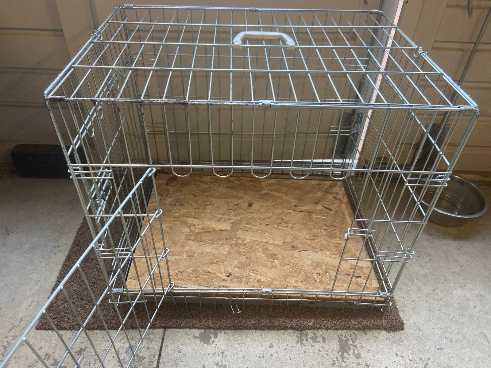 Hondenbench met houten vloerplaat, Ophalen, Gebruikt
