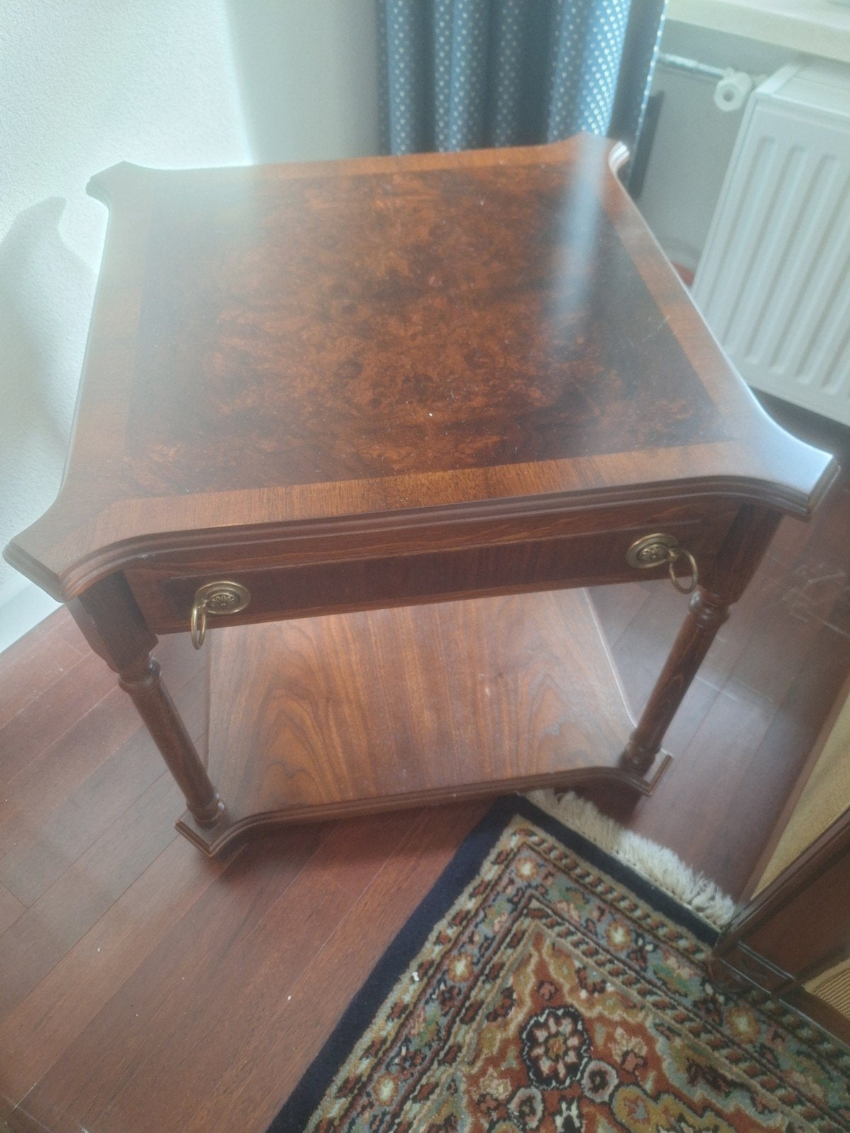 Antiek houten bijzettafel met lade, Antiek en Kunst, Ophalen