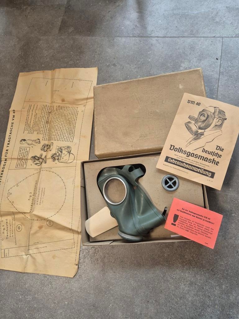 Volksgasmaske ( vrouw) Met extra !!, Ophalen of Verzenden, Landmacht, Duitsland, Kleding of Schoenen