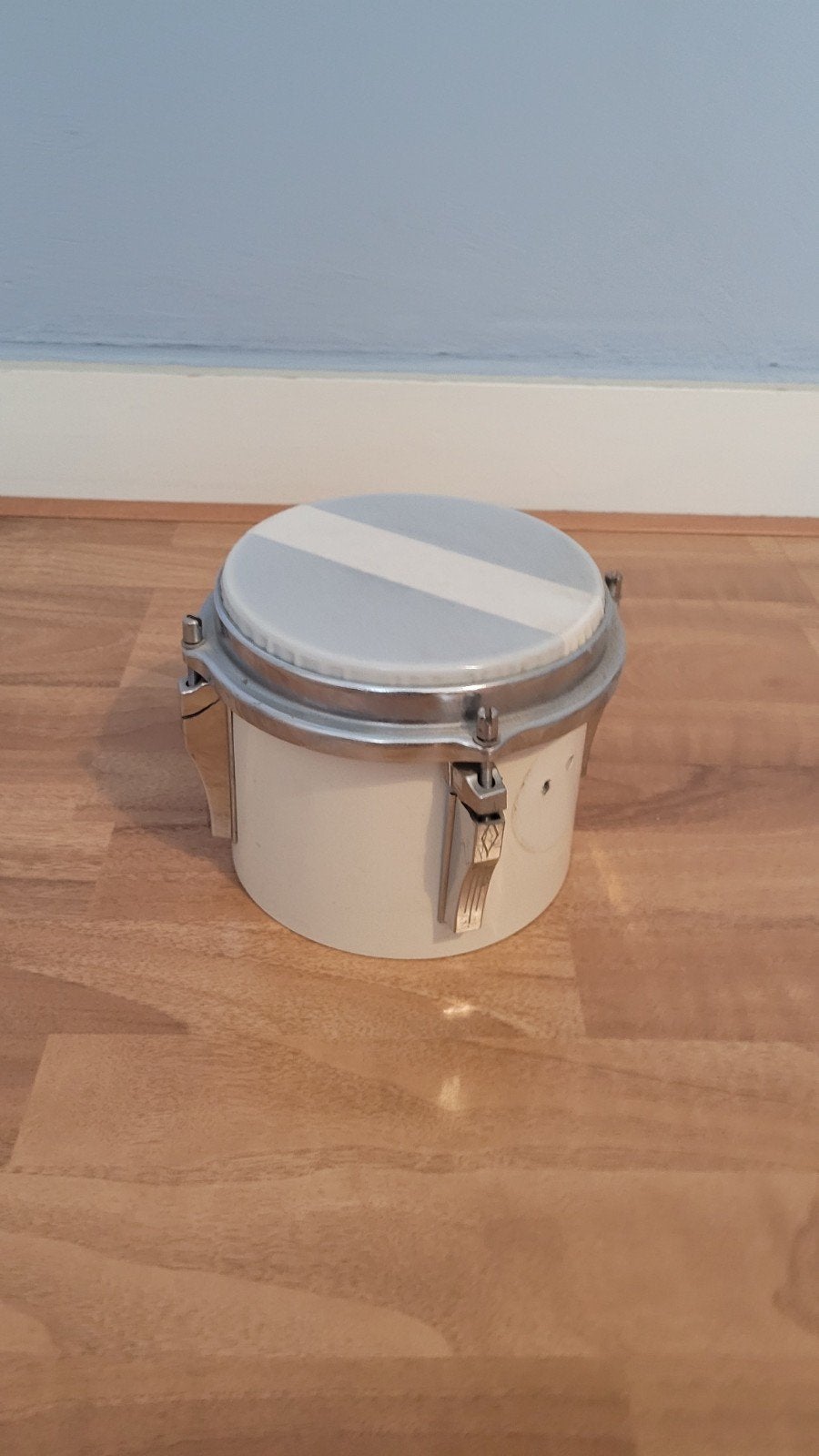 Trommeletje met drumstokken, Ophalen of Verzenden, Gebruikt, Overige merken