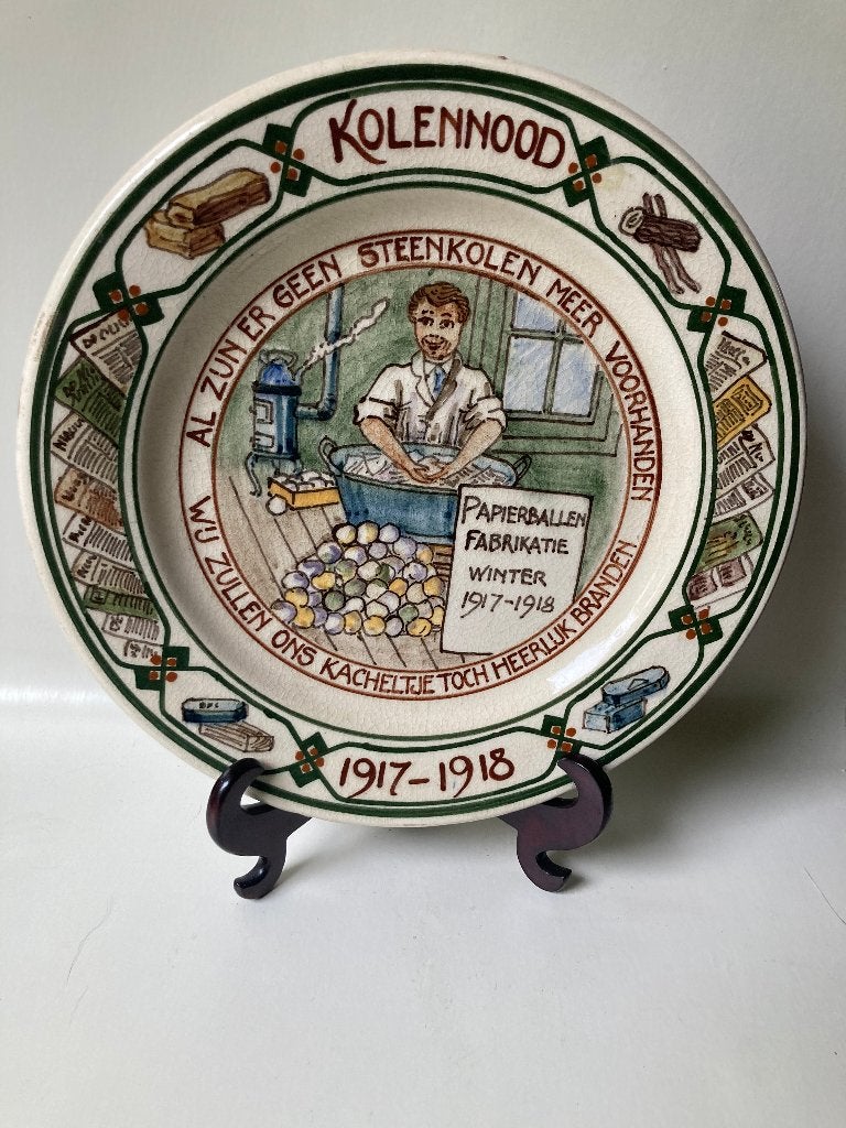Aardewerk wandbord Kolennood 1917-1918, Antiek en Kunst, Antiek | Wandborden en Tegels, Ophalen of Verzenden