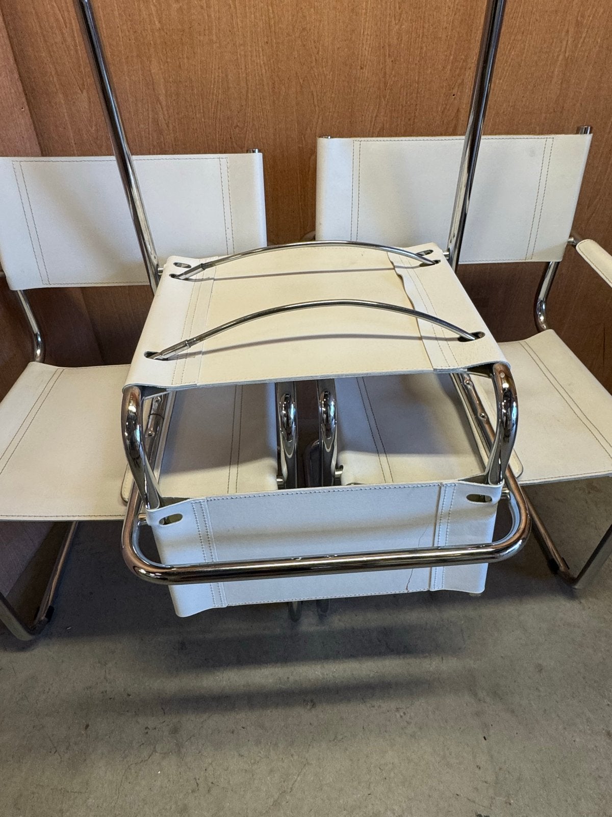 Set van 4 Bauhaus stijl cantilever stoelen, Ophalen