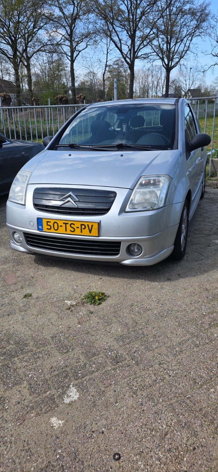 Citroën C2 1.4 I Sensodrive 2007 Grijs( 163140 KM), Auto's, Citroën, 970 kg, 450 kg, 4 cilinders, Origineel Nederlands