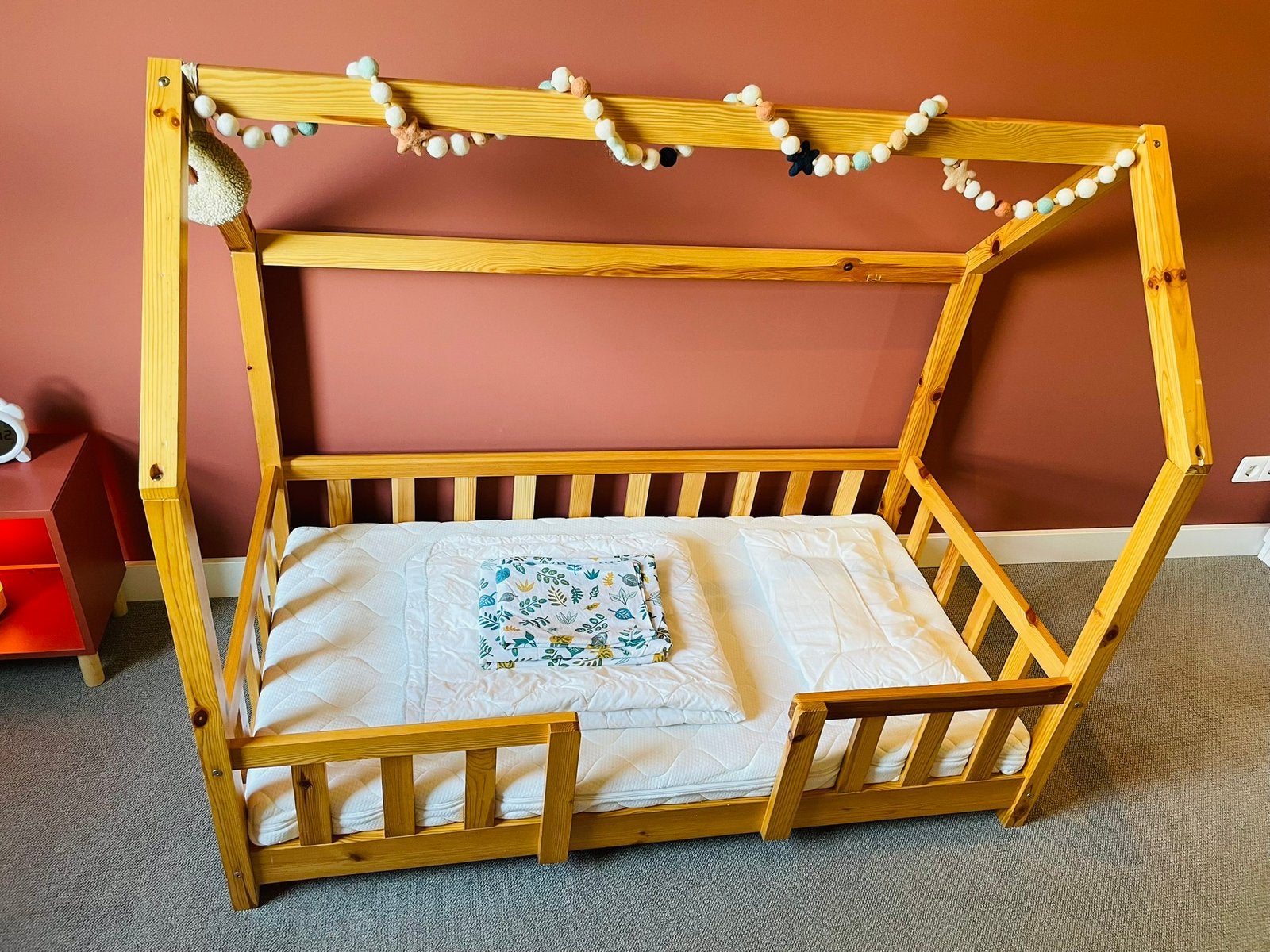 Bedhuisje 140x70 cm - peuterbed / kinderbed, Ophalen, Gebruikt, 70 tot 85 cm, 140 tot 160 cm