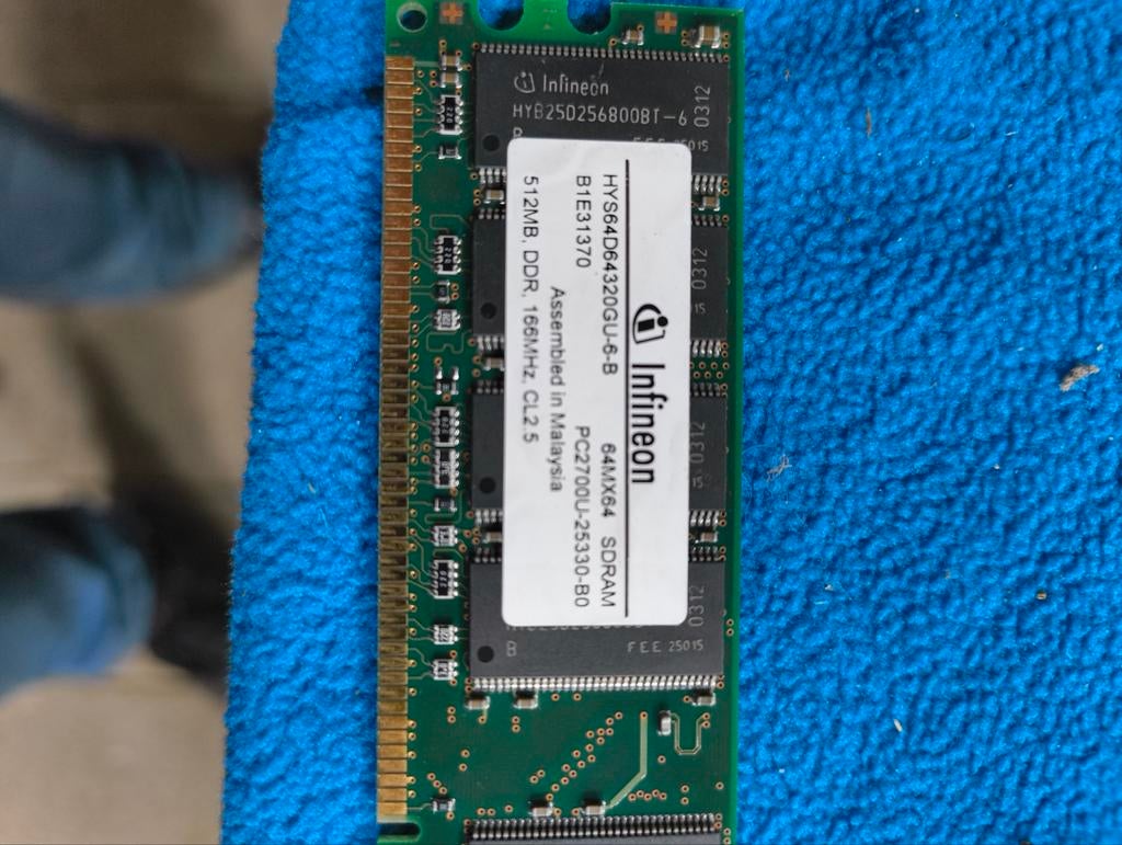 DDR geheugen, infineon, Ophalen of Verzenden, Desktop, USB