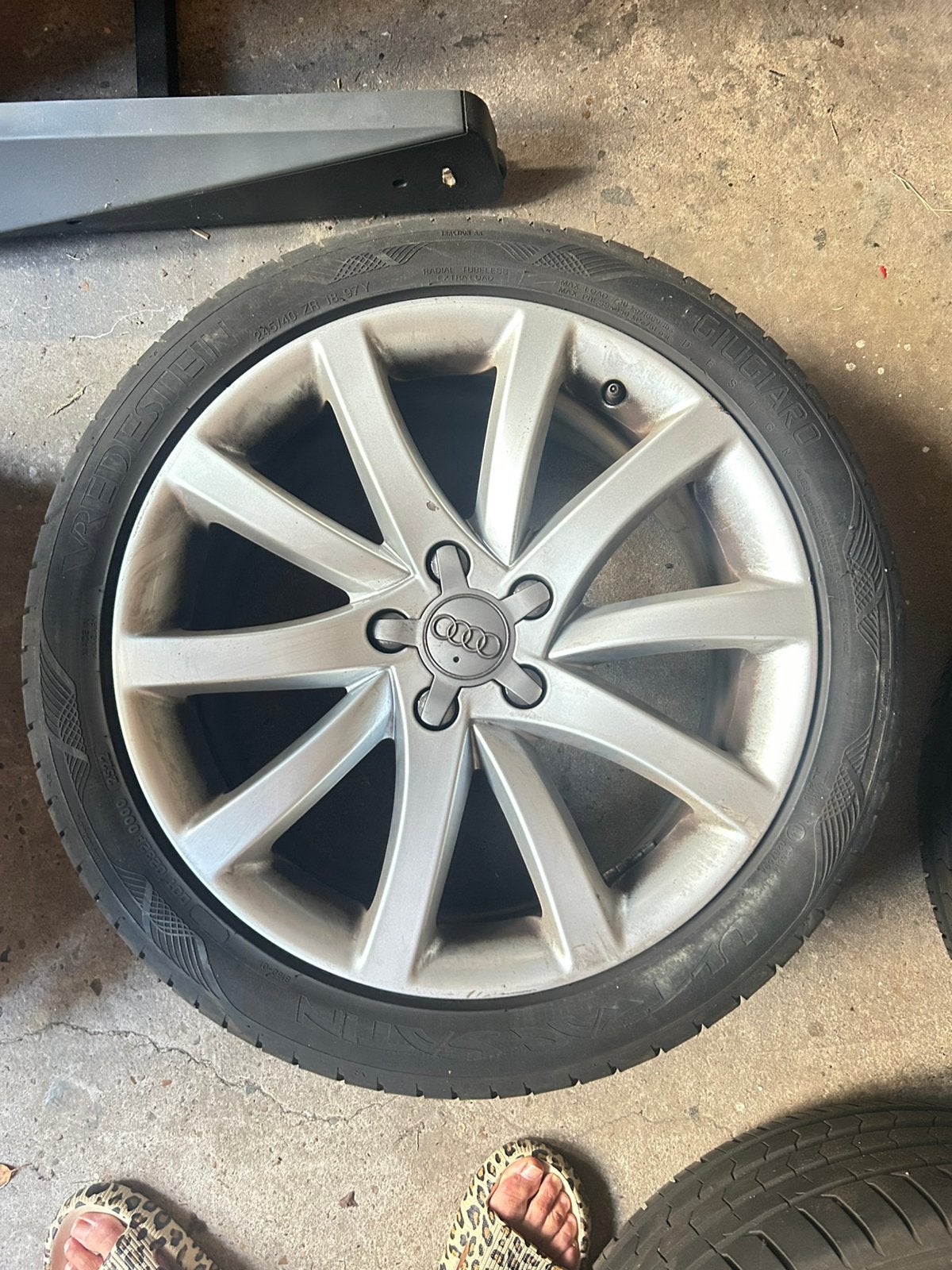 Audi A4 velgen + zomerbanden, Ophalen, 18 inch, Gebruikt, Banden en Velgen