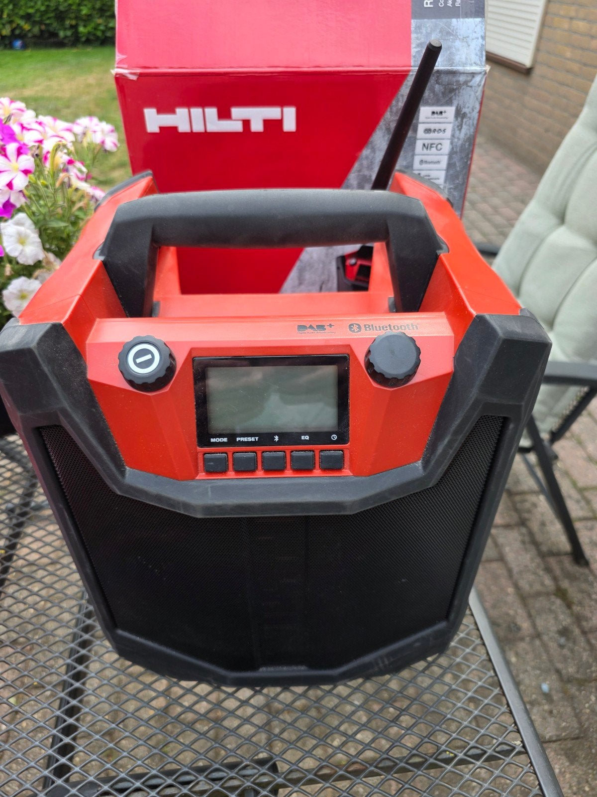 Hilti r 6-22dab radio, Ophalen of Verzenden