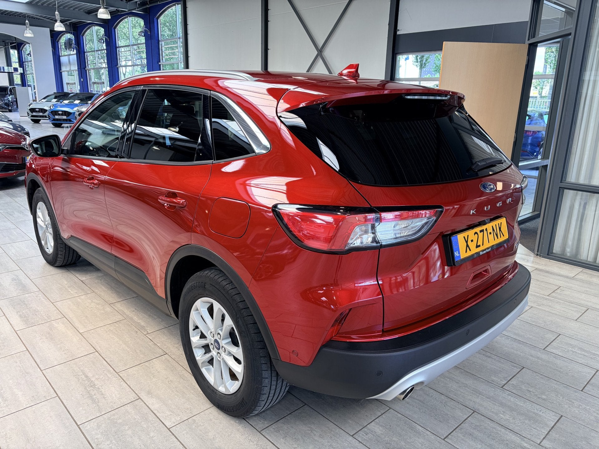 Ford Kuga 2.5 PHEV 225 pk Titanium | Winter Pack | Camera's, 12 maanden, Stof, Gebruikt, 4 cilinders