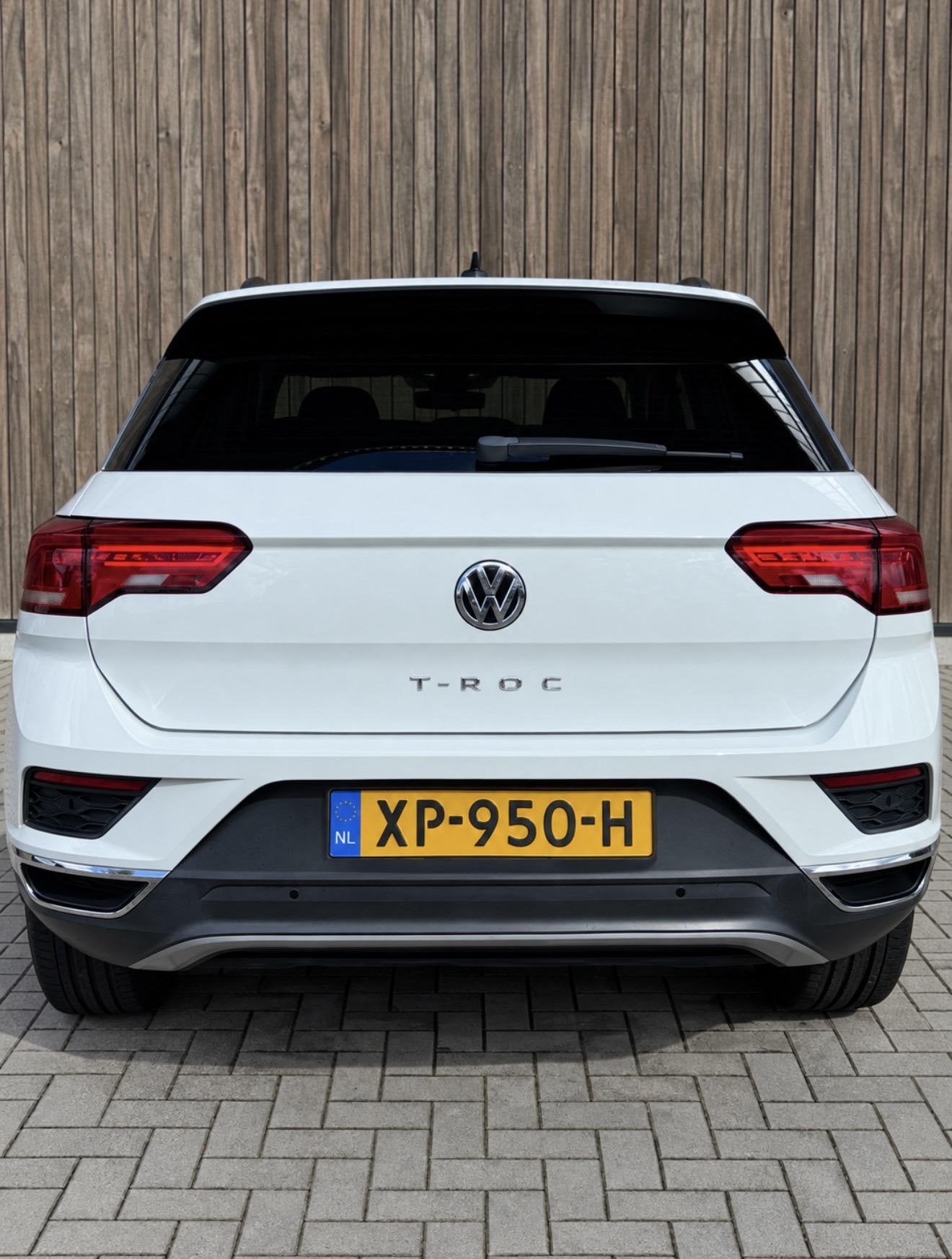 Volkswagen T-Roc 1.0 TSI Style ACC | AIRCO | CARPLAY | NAVI, Voorwielaandrijving, Stof, Gebruikt, 116 pk