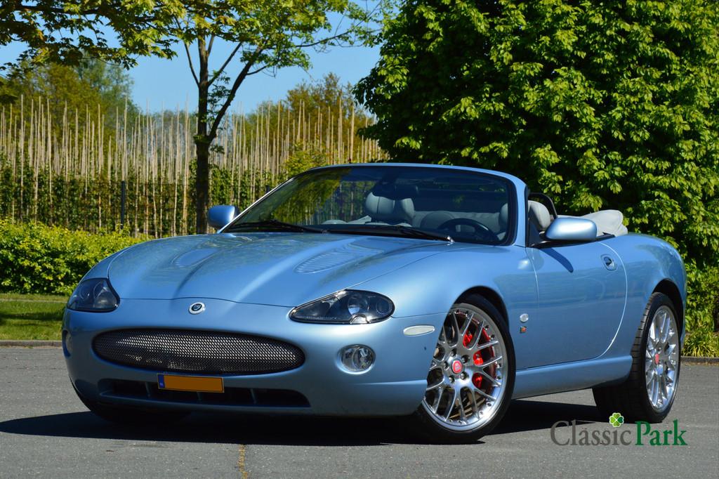 Jaguar XKR 4.2 V8 Convertible Victory Edition (bj 2006), Auto's, Jaguar, Achterwielaandrijving, 8 cilinders, Cabriolet, Leder