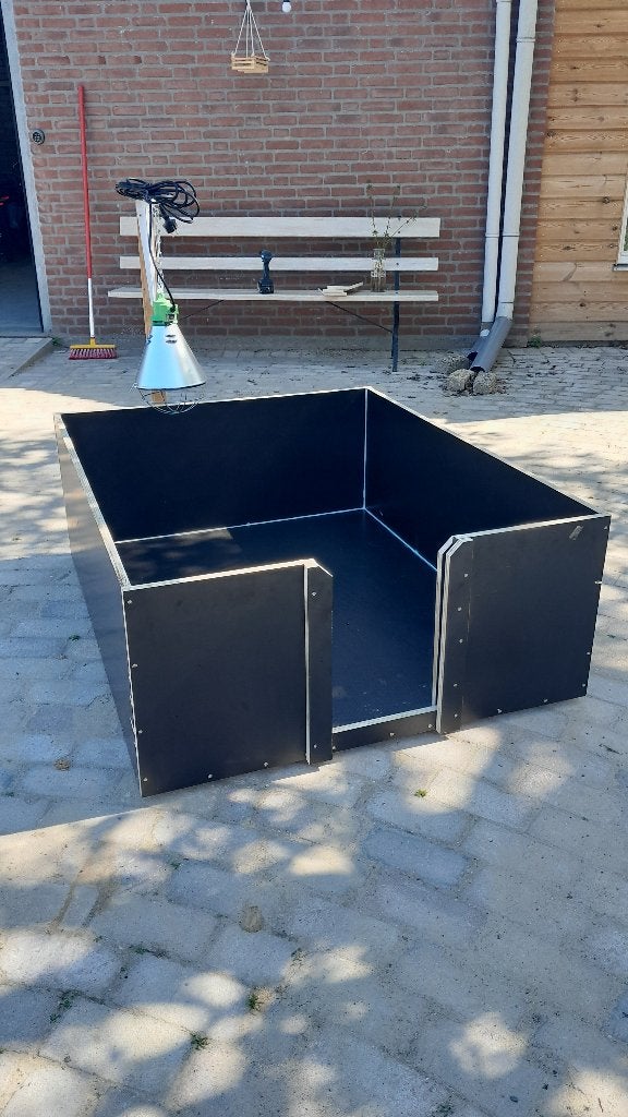 Werpkist - helemaal schoon!, Ophalen, Minder dan 65 cm, Hondenhok, Zo goed als nieuw