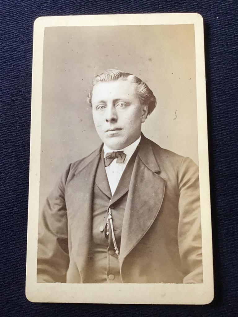 CDV, Man, C.A.L. REINHARDT, WINSCHOTEN, Carte de Visite, Verzamelen, Ophalen of Verzenden, Voor 1940, Gebruikt, Foto