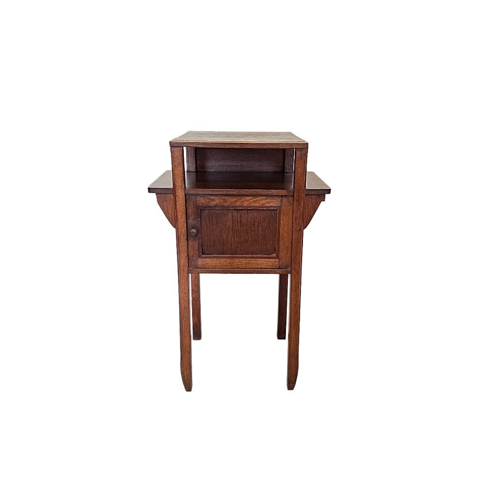 Frans Arts and Craft eiken kastje, begin 1900, Ophalen