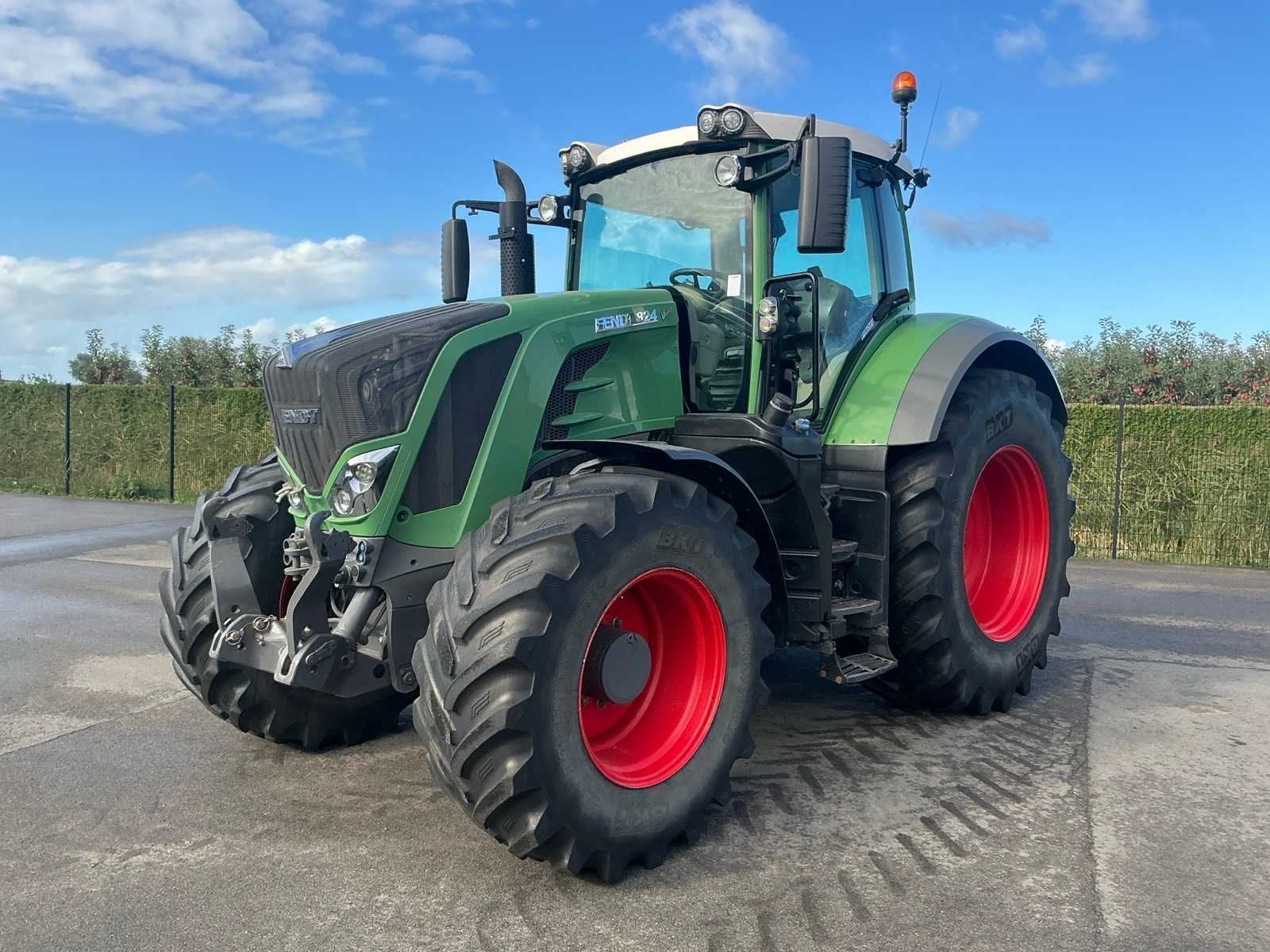 2015 Fendt 824 Profi Vierwielaangedreven landbouwtractor, Gebruikt, Fendt