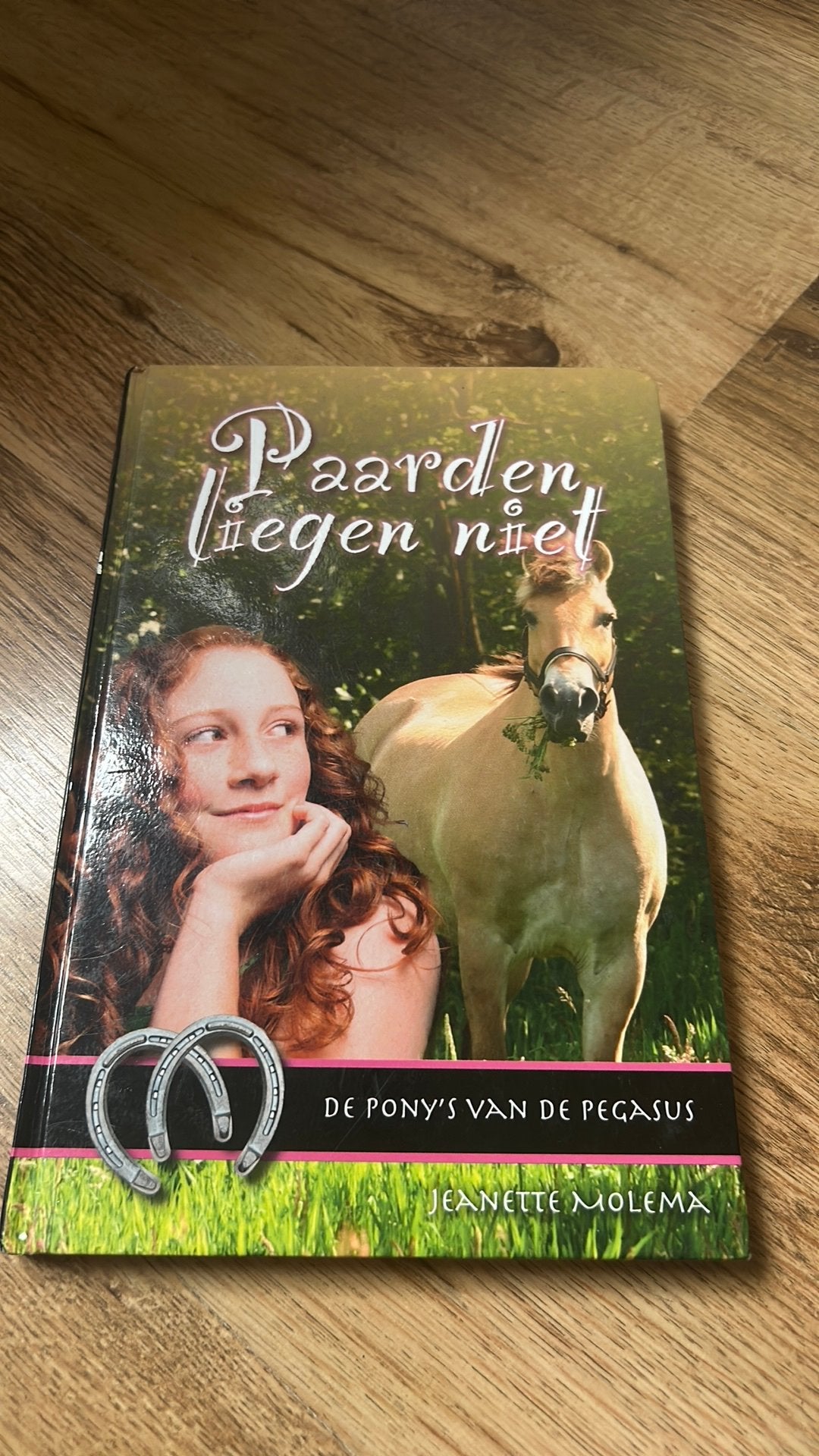 Jeanette Molema - Paarden liegen niet, Ophalen of Verzenden, Zo goed als nieuw, Jeanette Molema