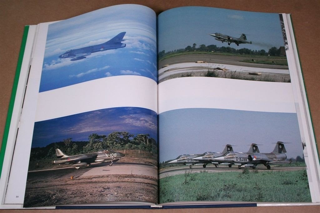 50 jaar 322 Squadron [1943-1993] — Rijk geïllustreerd, Ophalen of Verzenden, Tweede Wereldoorlog, Gelezen, Overige onderwerpen