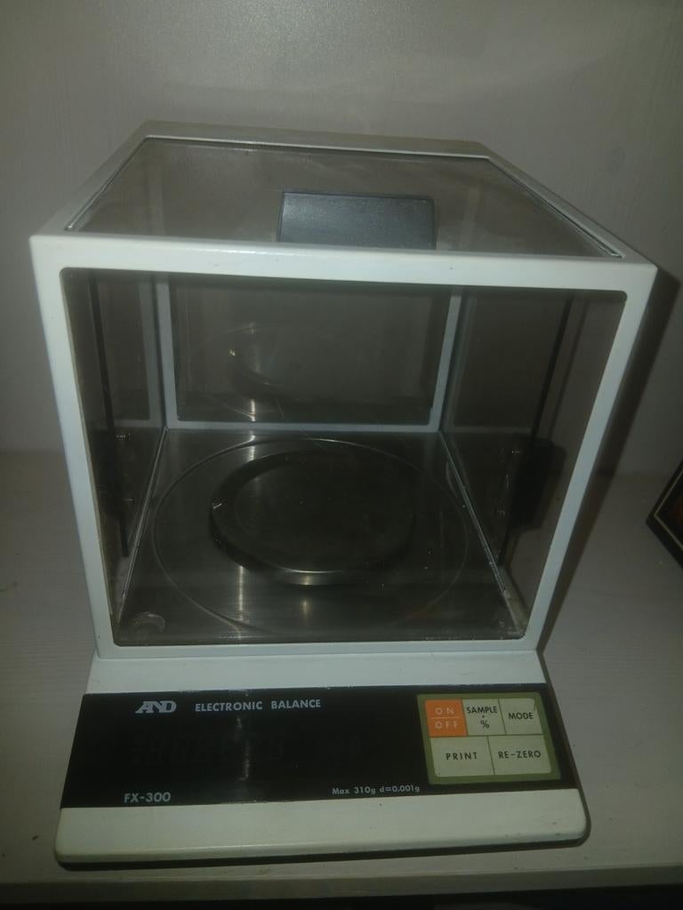 AND FX 300 Analytische Laboratorium Balans, Witgoed en Apparatuur, Weegschalen, Ophalen