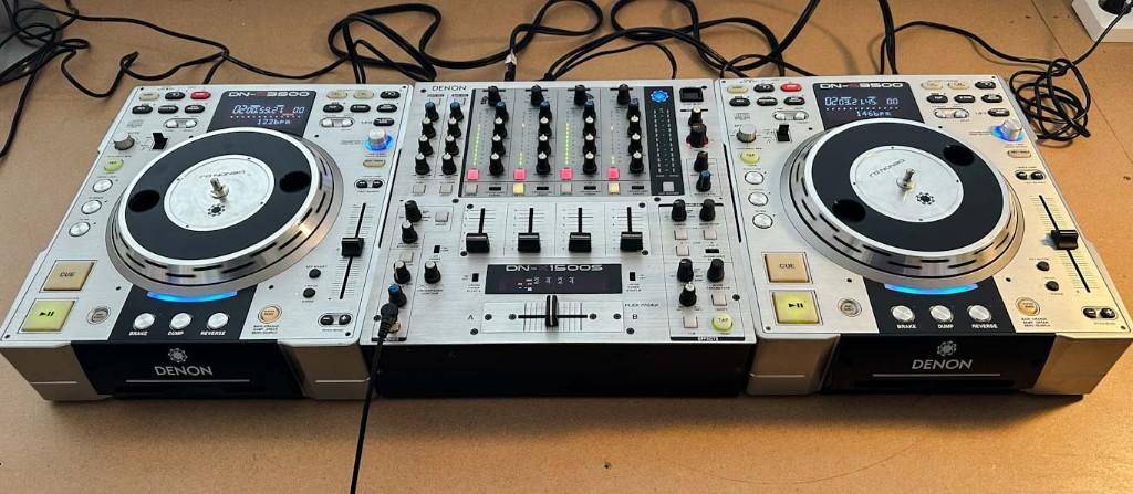 Denon DN-X1500 digital 4-channel DJ-mixer effects flightbag, Ophalen of Verzenden, Gebruikt, Minder dan 5 kanalen, Microfooningang