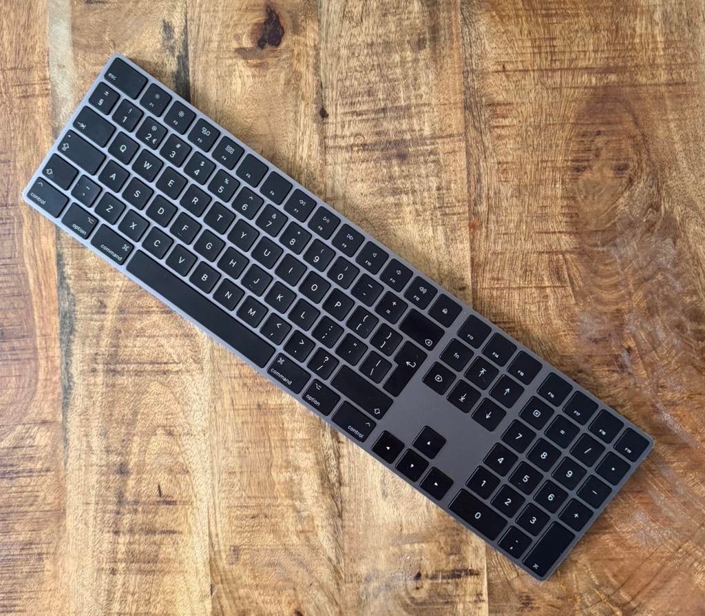 Apple Magic Keyboard 2 Nummeriek grijs | Nette staat | Garan, Computers en Software, Toetsenborden, Gebruikt, Apple, Ophalen of Verzenden