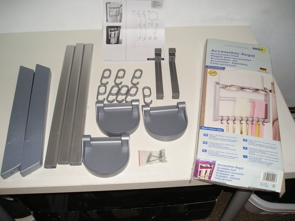 accessoires rek - sieraden / sjaals / riemen / make up enz, Ophalen, Zo goed als nieuw