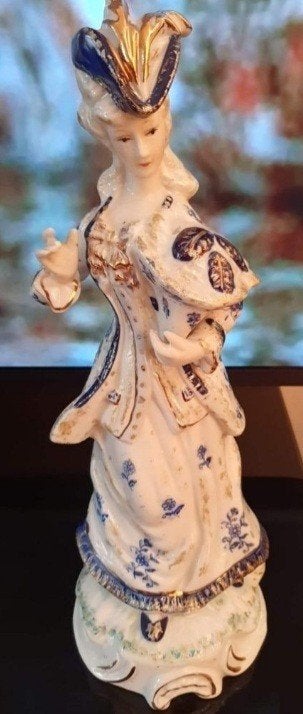 Oude meissen prachtige Hand gedecoreerd chique dame., Ophalen of Verzenden