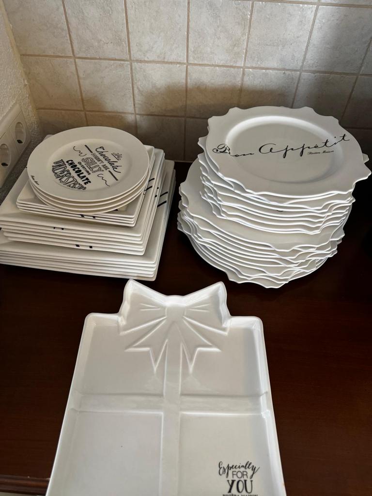 Grote set Riviera Maison servies, Ophalen, Zo goed als nieuw, Overige stijlen