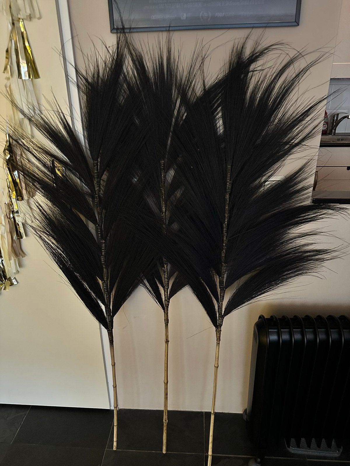 Zwarte sierpluimen, 1.50m hoog, met glazen vaas, Ophalen, Natuurlijk materiaal, Modern, Gebruikt