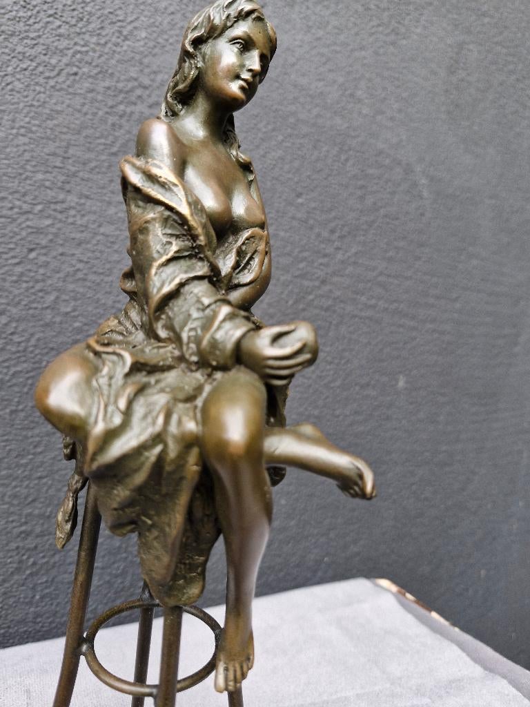 bronzen beeld art deco meisje vrouw, Antiek en Kunst, Verzenden, Art deco, Brons, Beeld