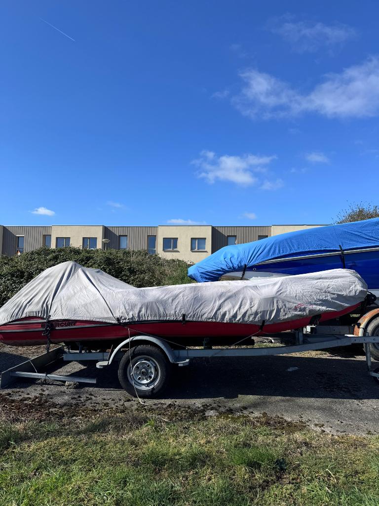 Mercury rubberboot met motor en trailer, Watersport en Boten, Rubberboten, Gebruikt, Mercury, Afdekzeil, Anker, Brandstoftank