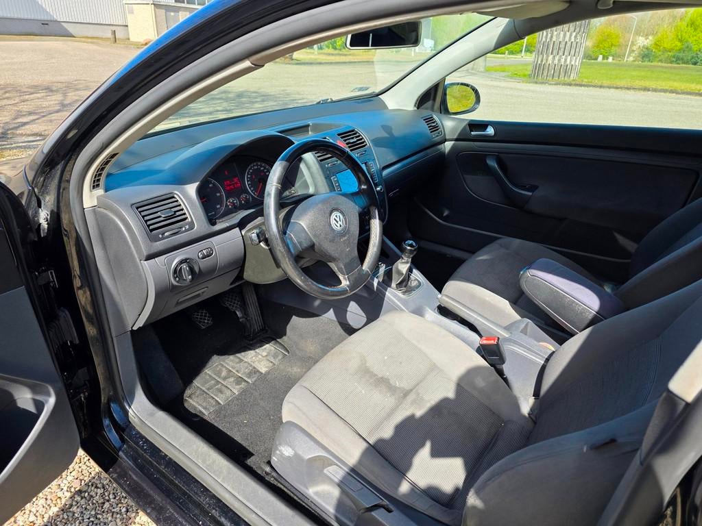Volkswagen GOLF 1.9 TDI Trendline AIRCO, Auto's, Gebruikt, 4 cilinders, 1226 kg, Zwart