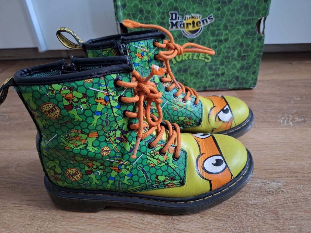 Limited edition Dr. Martens x ninja Turtles schoenen maat 34, Kinderen en Baby's, Kinderkleding | Schoenen en Sokken, Dr. Martens