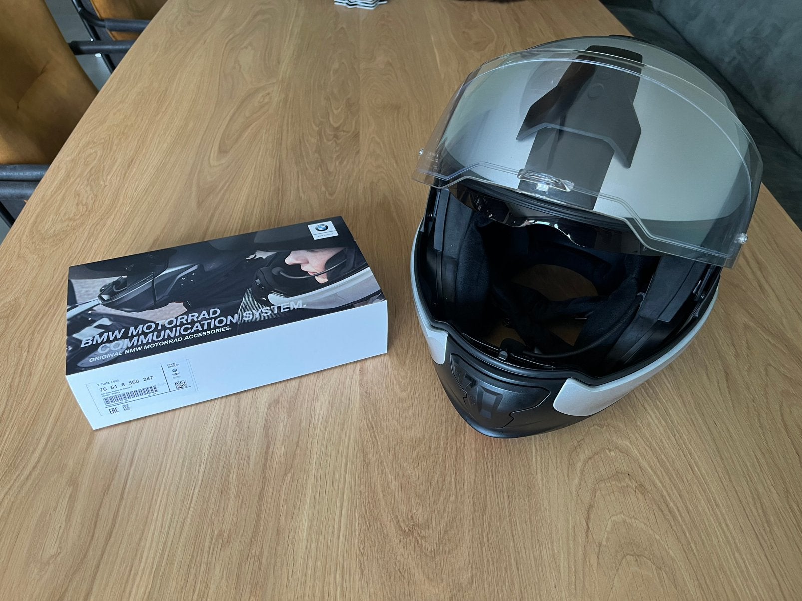 Te koop: BMW/Shubert systeem helm + communicatie, Motoren, Kleding | Motorhelmen, Systeemhelm, XL, Overige merken, Tweedehands