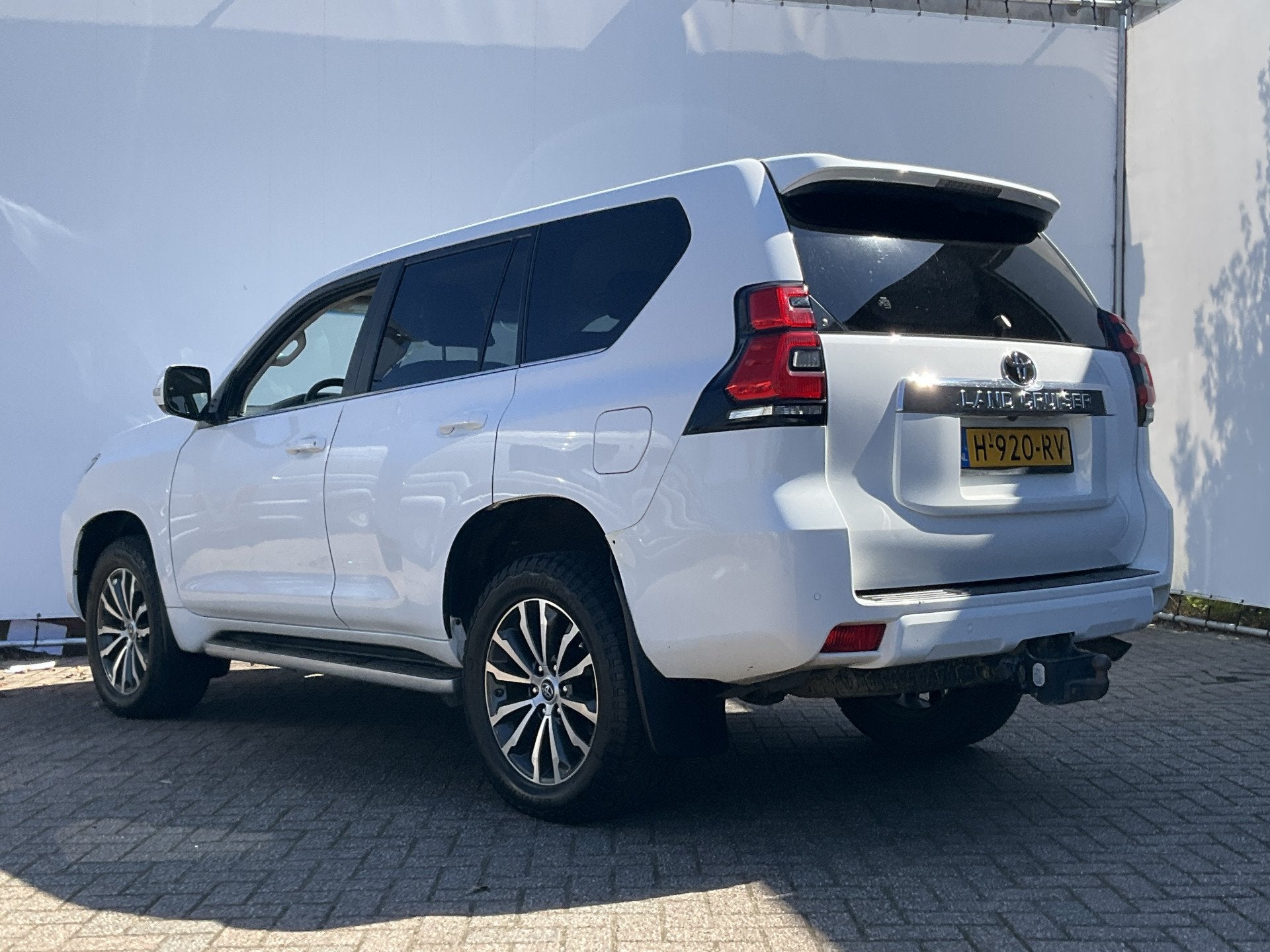 Toyota Land Cruiser 5-Pers 2.8 D-4D Professional 5p. 360 L, Euro 6, 4 cilinders, 3000 kg, Wit