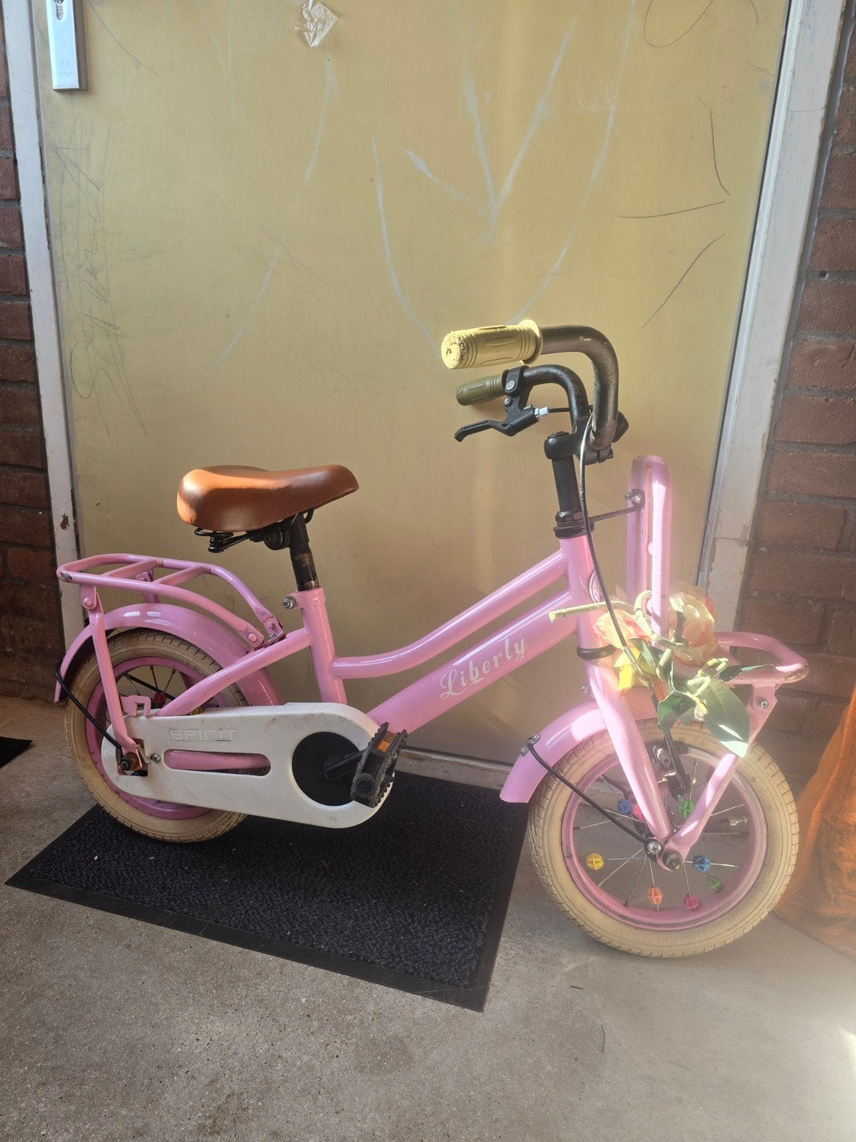 fietsje 12 inch, Ophalen, Terugtraprem, Zijwieltjes, Gebruikt