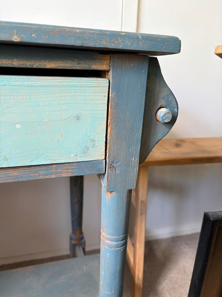 Oud grenen bijzettafel met lade - Blauw/Groen, Ophalen, Gebruikt, 70 tot 120 cm