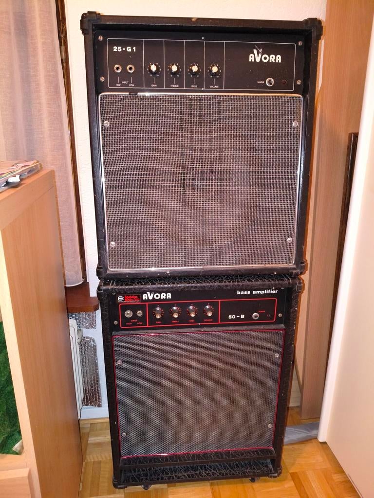 Avora Bas- en Gitaarversterker Set (25-G1 & 50-B), Ophalen, Gebruikt, Gitaar, Minder dan 50 watt