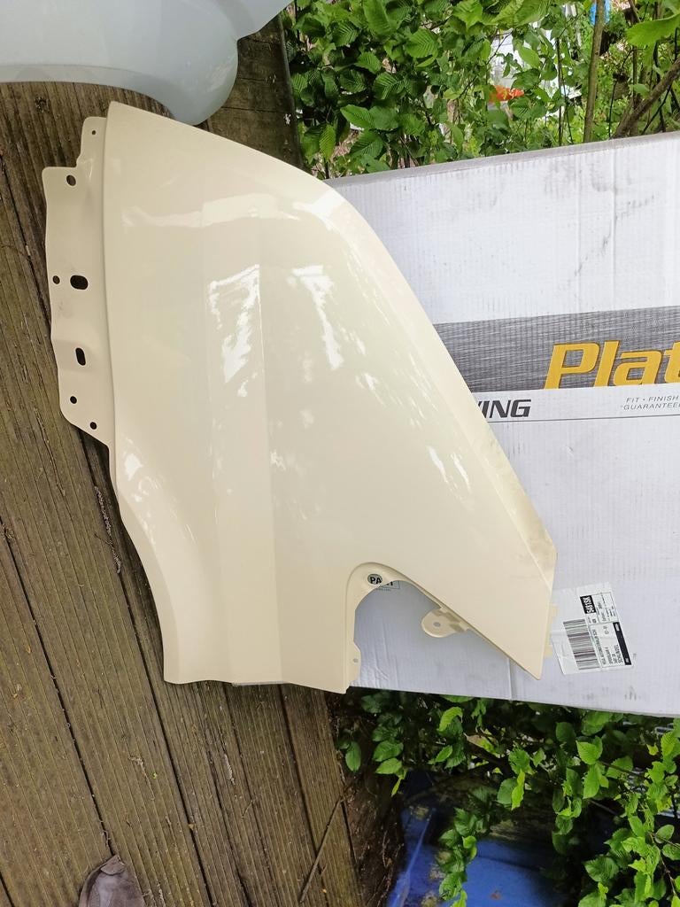 Zij scherm spatbord ford transit creme, Auto-onderdelen, Links, Nieuw, Ophalen of Verzenden, Spatbord
