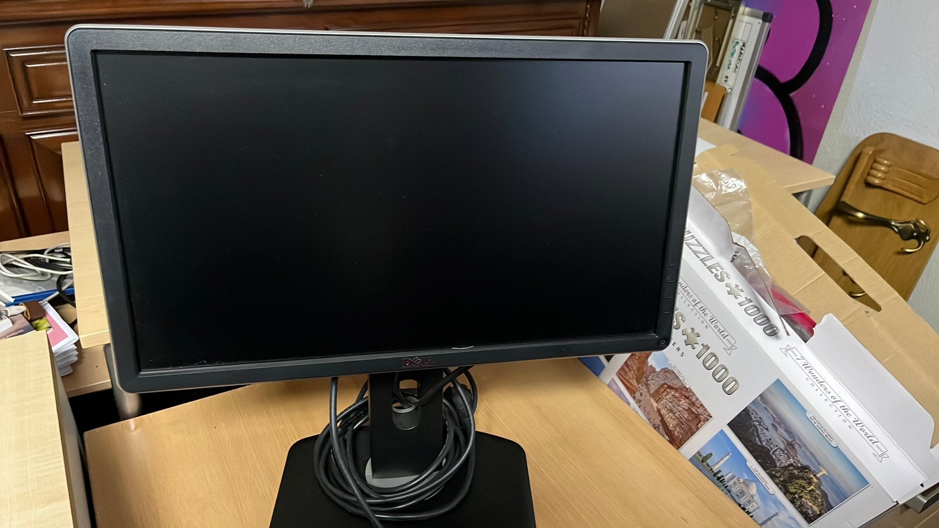 Deel scherm, diagonaal circa 53 cm met standaard, Ophalen, Zo goed als nieuw, 60 Hz of minder