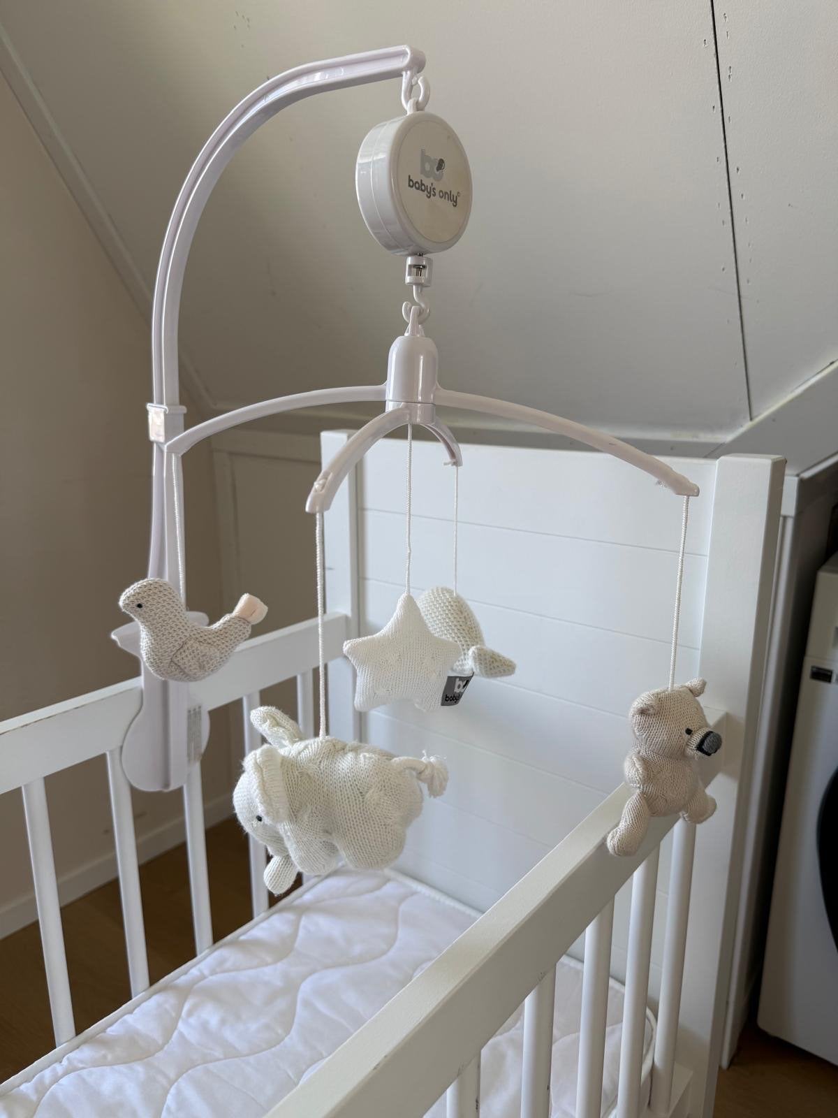 Baby's Only Muziekmobiel met gebreide figuurtjes, Ophalen of Verzenden, Zo goed als nieuw, Mobiel, Met geluid