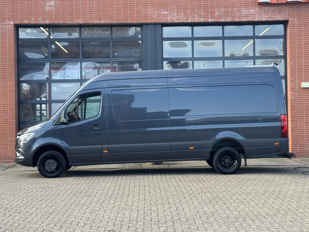 Mercedes-Benz Sprinter 519 L3H2 | 3,5t Trekhaak | Distronic, Auto's, Gebruikt, Mercedes-Benz, Bedrijf, Diesel
