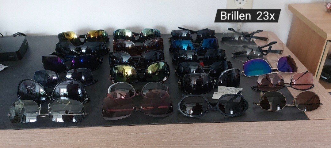 Partij zonnebrillen Te Koop! 23 stuks voor €70, Ophalen of Verzenden, Nieuw