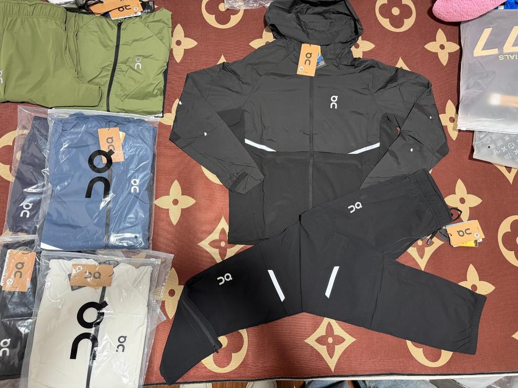 On trainingspakken, Verzenden, Nieuw, Overige maten, Zwart
