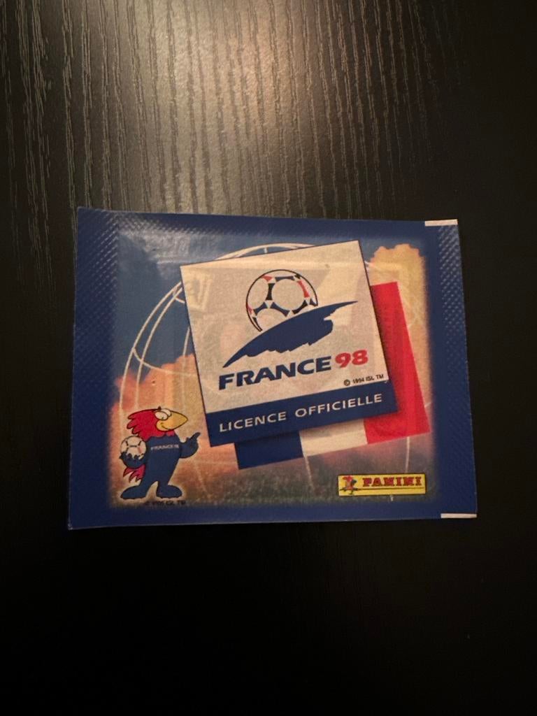 Panini WK 98 Stickerzakje Danone Nieuwstaat, Verzamelen, Ophalen of Verzenden, Nieuw, Sport