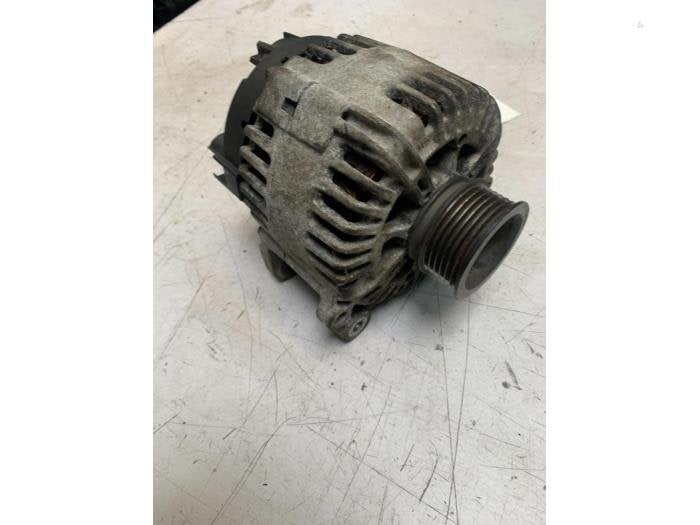 Dynamo van een Volkswagen Caddy, Gebruikt, -, Volkswagen, -