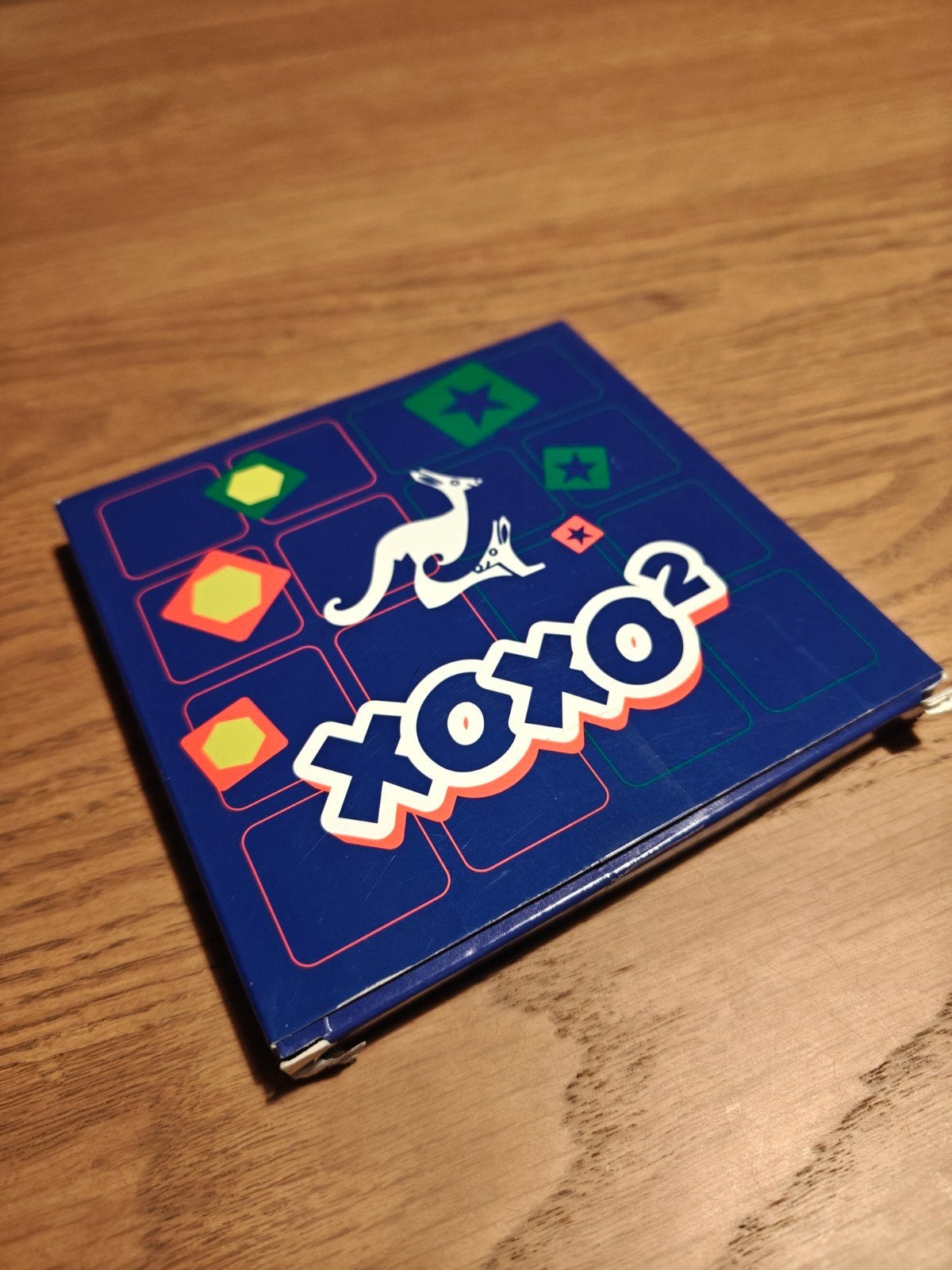 Tactisch spel XOXO² w4kangoeroe - Compleet en reisvriendelij, Een of twee spelers, Ophalen of Verzenden, Gebruikt, Reisspel