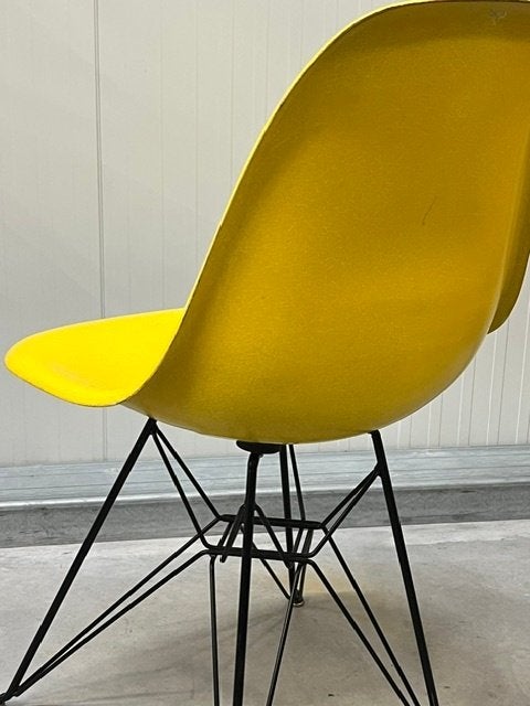 Eames DSR Eiffel eetkamerstoelen 2x vintage geel prijs p/st, Gebruikt, Twee, Overige kleuren, .