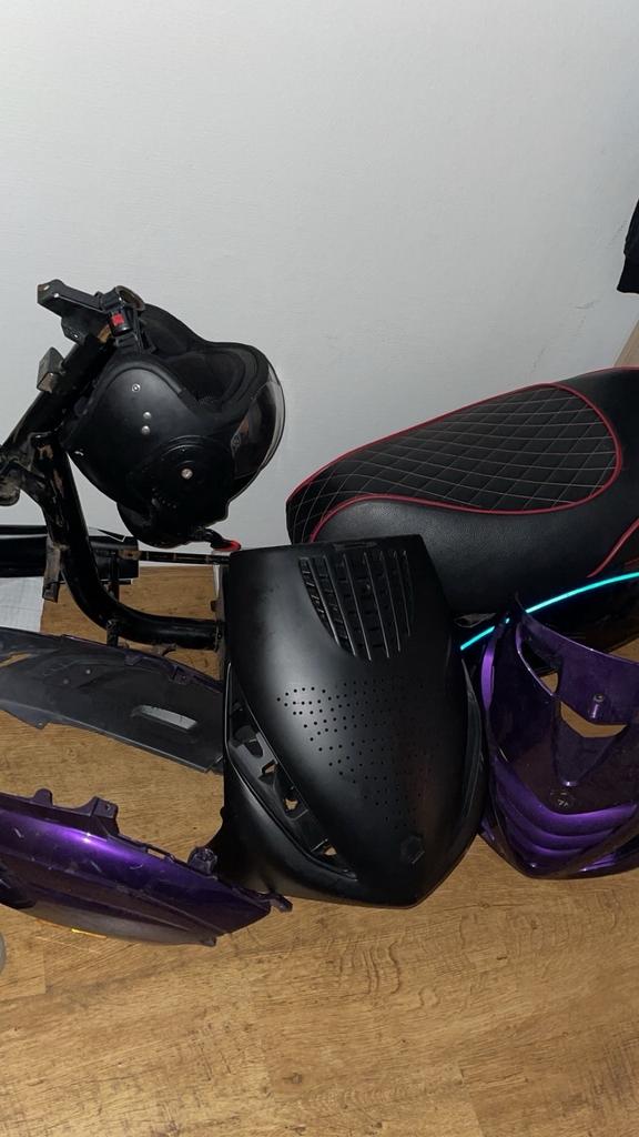 Zip 2000 frame met kappen (WOK), Fietsen en Brommers, Scooters | Piaggio, Ophalen of Verzenden, Zo goed als nieuw, Benzine, Zip