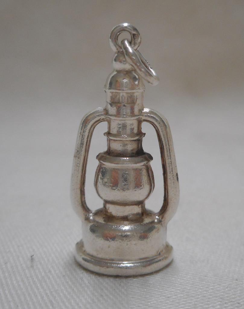Zilveren vintage bedel olielamp nr.810, Overige merken, Verzenden, Zo goed als nieuw, 1 bedel