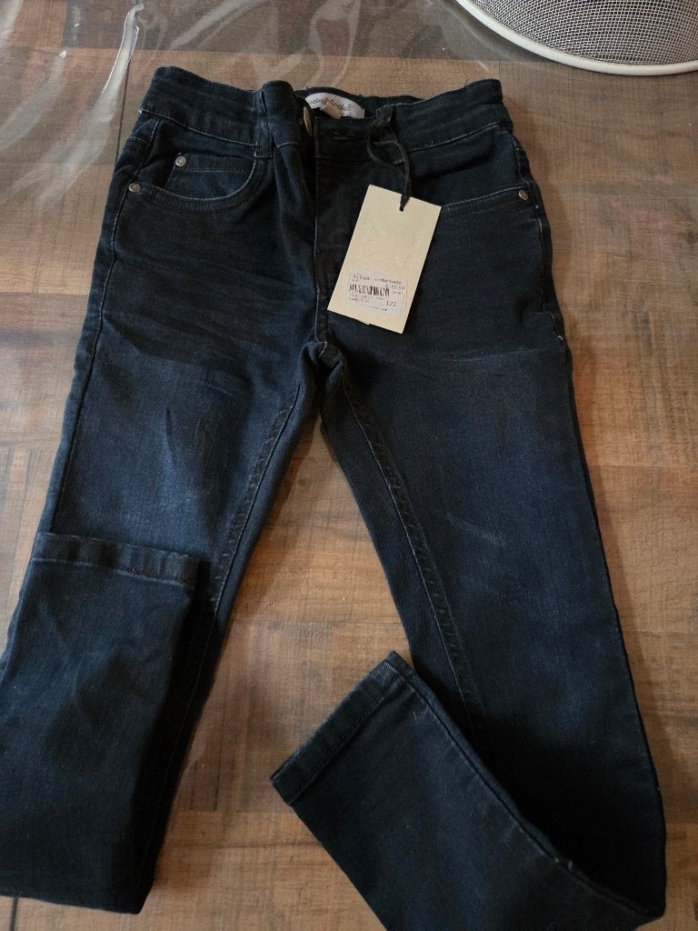 NIEUWE Koko spijkerbroek maat 122, Broek, Nieuw, Ophalen of Verzenden, Jongen