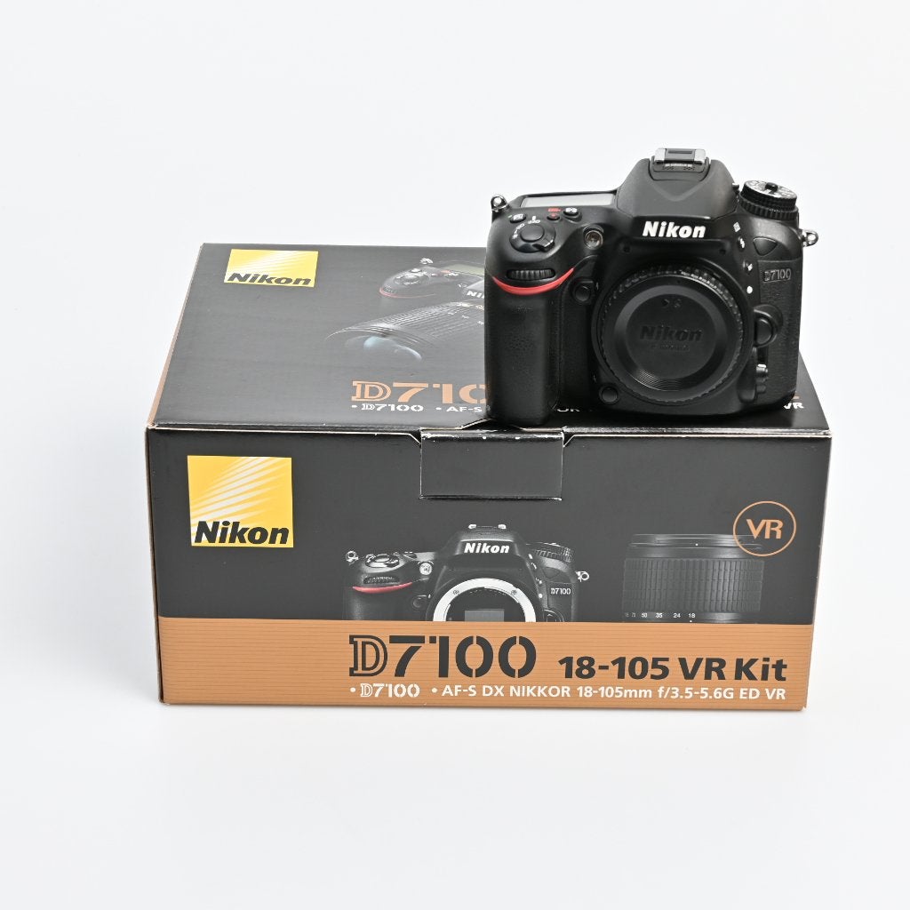NIKON D7100 BODY, Ingebouwde flitser, Gebruikt, Spiegelreflex, Draagriem